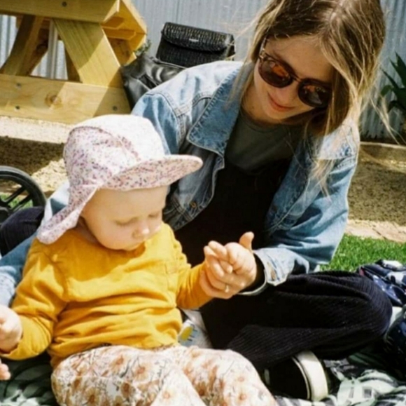 Meet the Posher Other - Welcome 💛🌻